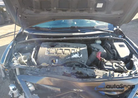 2013 Toyota Corolla S z USA, uszkodzony, nr VIN 2T1BU4EE3DC112716